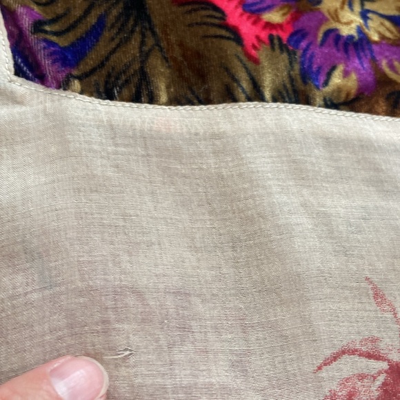 Gorgeous blouse from Soft Surrounding! Floral print, long sleeves, size XS. - Picture 11 of 11